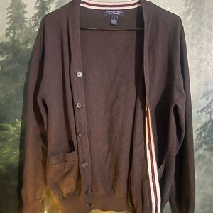 Roundtree and Yorke Cardigan